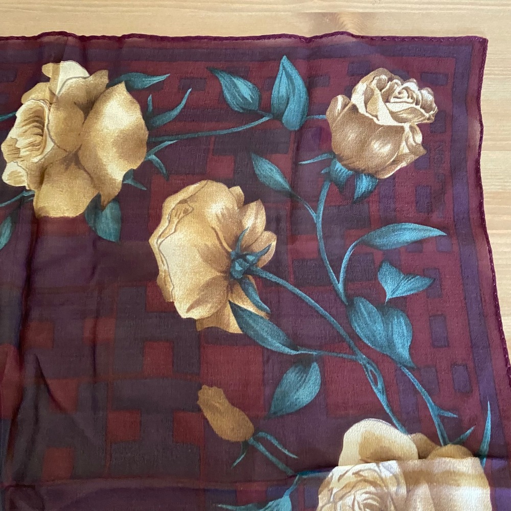 VTG Halston Lifestyle Burgundy Gold Rose Floral Silk Square Scarf - Picture 10 of 11